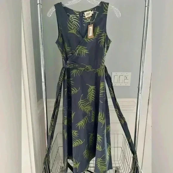 Mata Traders dress - Picture 3 of 4